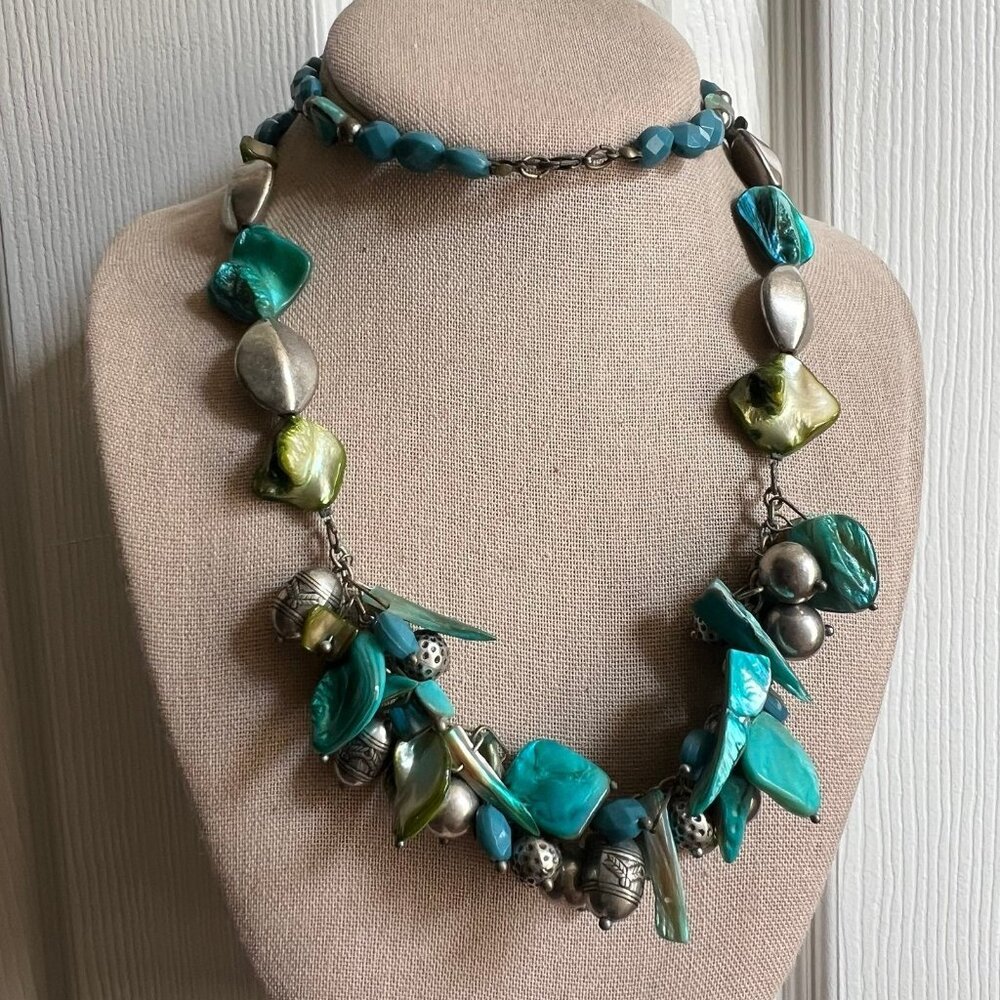 Chunky Boho Turquoise Color Shell Beaded Dangle Charm Costume Fashion Necklace